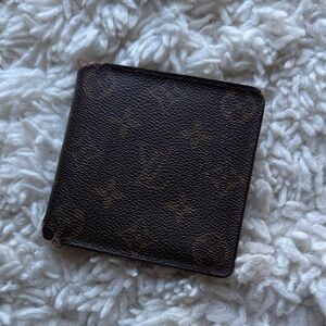 Louis Vuitton Monogram‎ Bifold Wallet